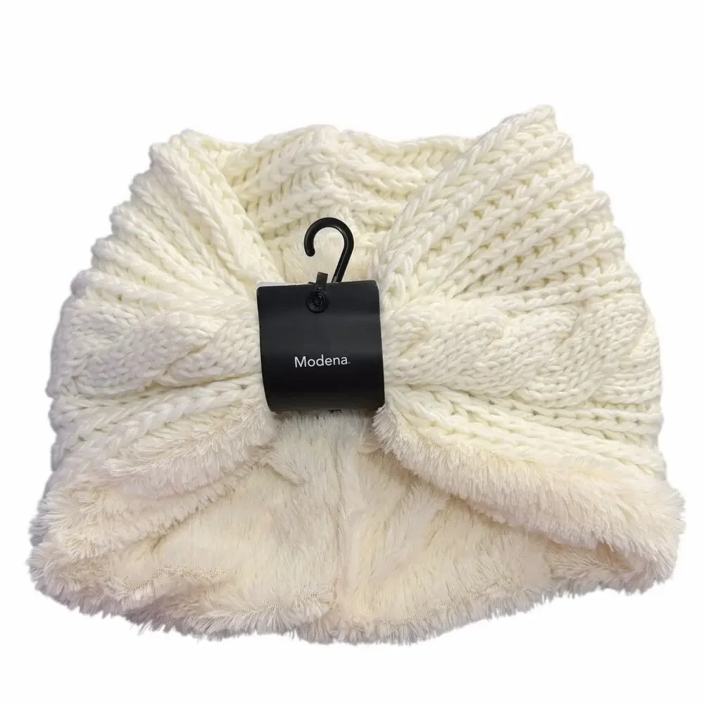 Modena Women's Winter Scarf Infinity OS White Sparkle Faux Fur Lining NEW TAGS